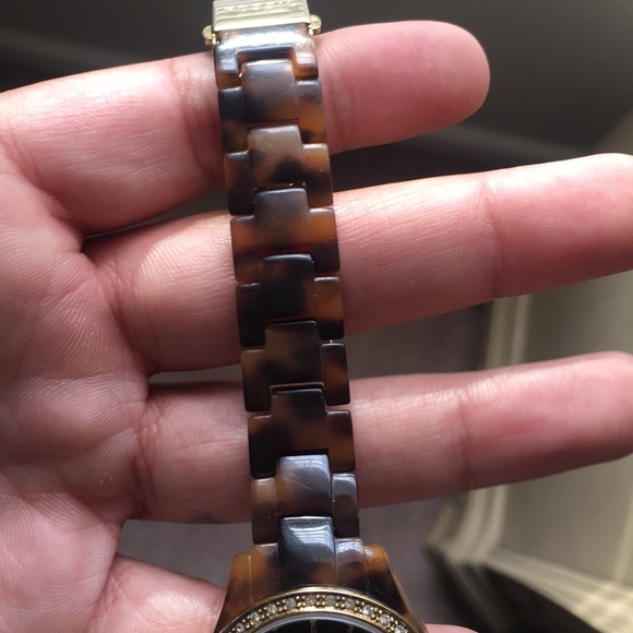 Tortoise Women Fossil Watch - Picture 2 of 4